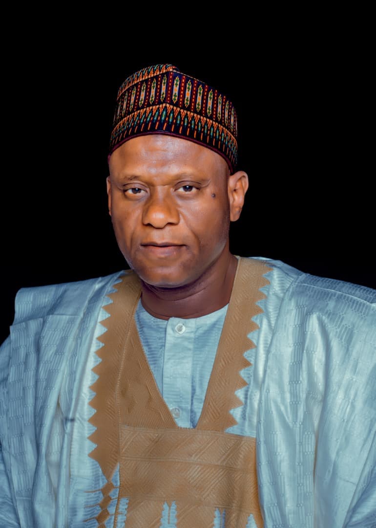 Mutari Kura Lawan, Managing Director / CEO